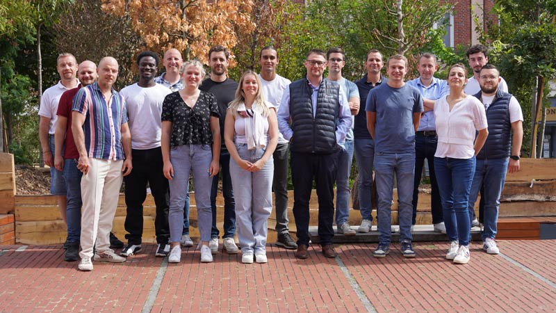 photo-equipe-seminaire-aout-2025